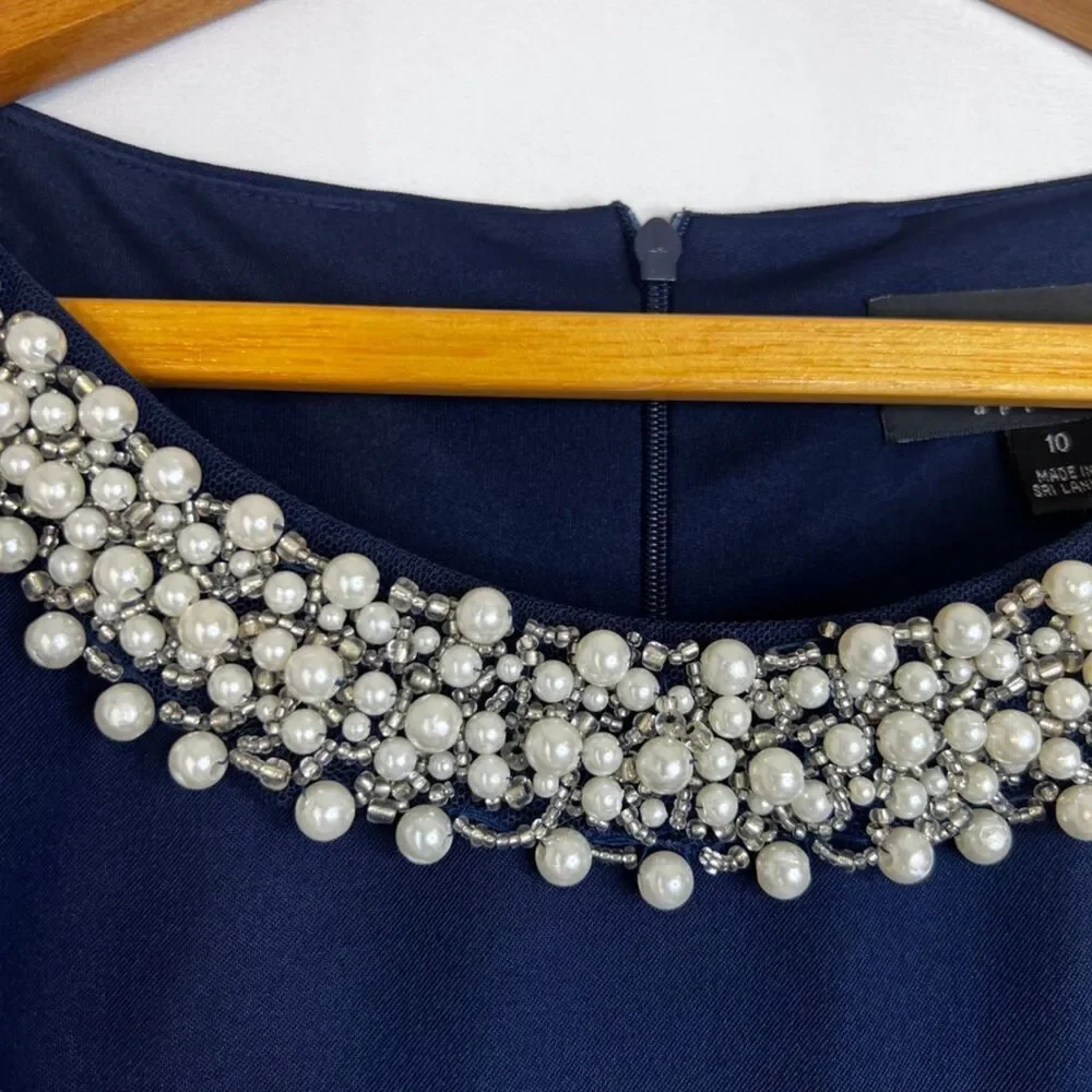 Connected Apparel Navy Blue‎ Sleeveless Pearl Necklace Sheath Dress Size 10